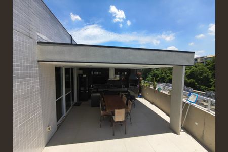 Apartamento para alugar com 244m², 3 quartos e 3 vagas