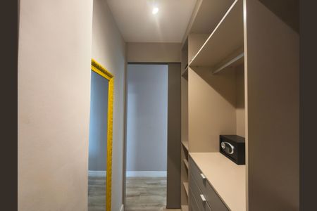 Apartamento para alugar com 244m², 3 quartos e 3 vagas