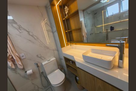 Apartamento para alugar com 244m², 3 quartos e 3 vagas