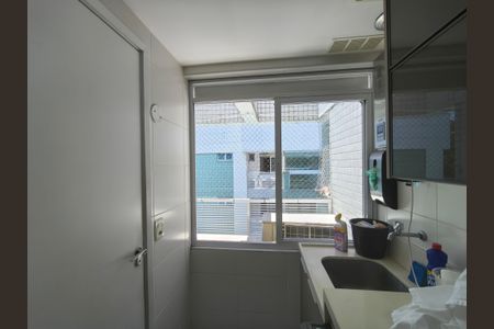 Apartamento para alugar com 244m², 3 quartos e 3 vagas