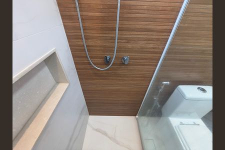 Apartamento para alugar com 244m², 3 quartos e 3 vagas