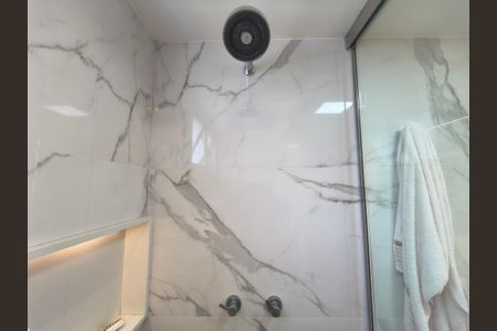 Apartamento para alugar com 244m², 3 quartos e 3 vagas