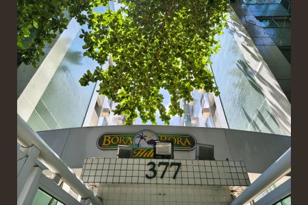 Apartamento para alugar com 244m², 3 quartos e 3 vagas