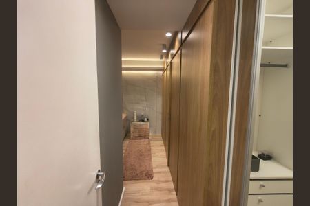 Apartamento para alugar com 244m², 3 quartos e 3 vagas