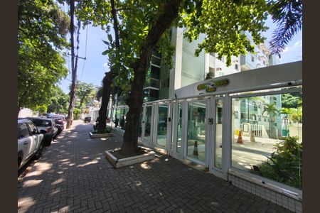 Apartamento para alugar com 244m², 3 quartos e 3 vagas