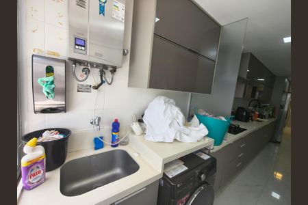 Apartamento para alugar com 244m², 3 quartos e 3 vagas