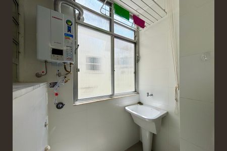 Apartamento para alugar com 65m², 2 quartos e sem vagaÁrea de serviço