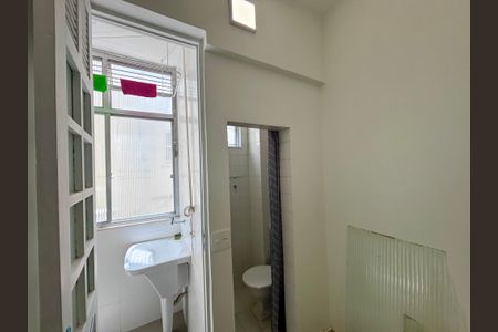 Apartamento para alugar com 65m², 2 quartos e sem vagaÁrea de serviço - suíte