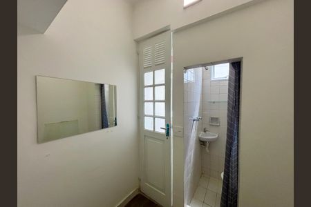 Apartamento para alugar com 65m², 2 quartos e sem vagaÁrea de serviço - suíte