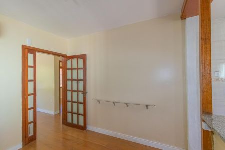 Casa à venda com 144m², 3 quartos e 4 vagas Casa à venda com 144m², 3 quartos e 4 vagasSala de Jantar