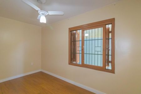 Casa à venda com 144m², 3 quartos e 4 vagas Casa à venda com 144m², 3 quartos e 4 vagasQuarto 3