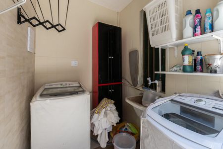 Casa à venda com 200m², 3 quartos e 2 vagasLavanderia