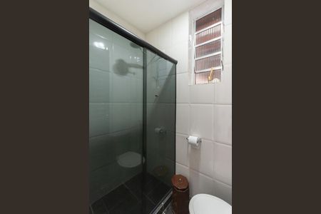 Casa à venda com 200m², 3 quartos e 2 vagasBanheiro externo