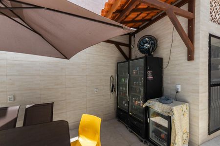 Casa à venda com 200m², 3 quartos e 2 vagasQuintal