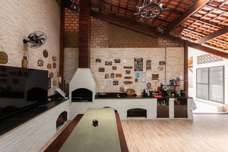 Casa à venda com 200m², 3 quartos e 2 vagasVaranda gourmet