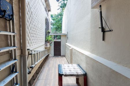 Casa à venda com 200m², 3 quartos e 2 vagasQuintal