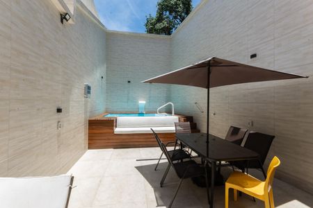 Casa à venda com 200m², 3 quartos e 2 vagasQuintal