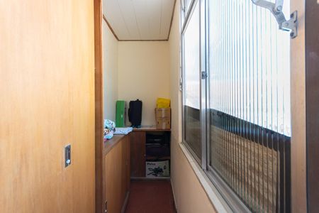 Casa à venda com 200m², 3 quartos e 2 vagasCloset