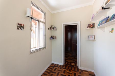 Casa à venda com 200m², 3 quartos e 2 vagasHall segundo andar