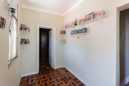 Casa à venda com 200m², 3 quartos e 2 vagasHall segundo andar