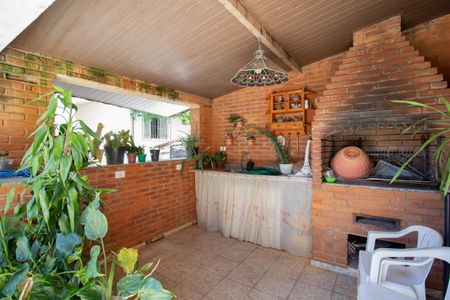 Casa para alugar com 400m², 4 quartos e 6 vagasChurrasqueira