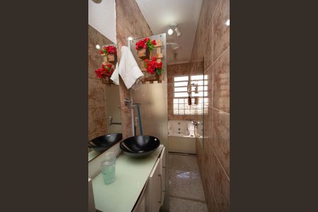 Casa para alugar com 400m², 4 quartos e 6 vagasBanheiro da Suíte 1