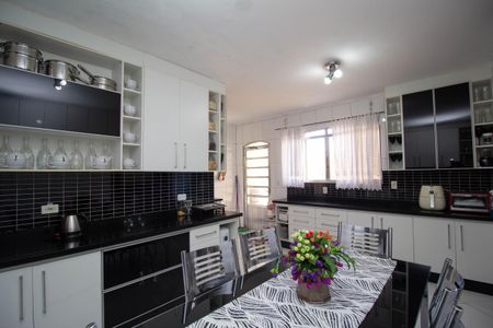 Casa para alugar com 400m², 4 quartos e 6 vagasCopa