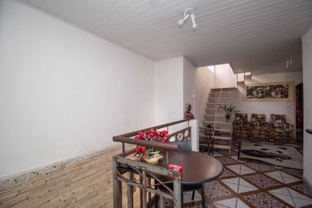 Casa para alugar com 400m², 4 quartos e 6 vagasHall Entre Quartos