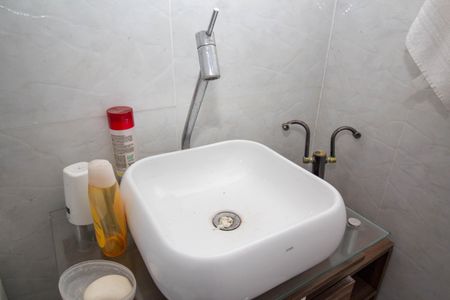 Casa para alugar com 400m², 4 quartos e 6 vagasBanheiro do Salão