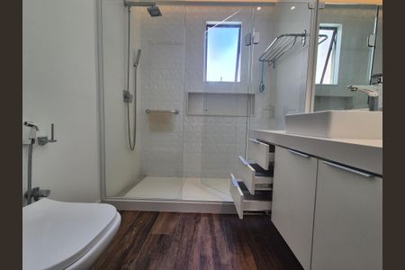 Apartamento à venda com 83m², 3 quartos e 1 vaga Apartamento à venda com 83m², 3 quartos e 1 vagaBanheiro suite