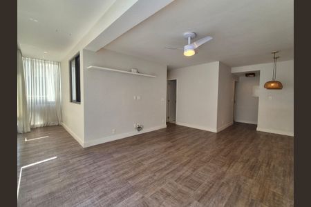 Sala  de apartamento à venda com 3 quartos, 83m² em Recreio dos Bandeirantes, Rio de Janeiro