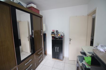 Quarto 1 de apartamento à venda com 2 quartos, 45m² em Industrial, Contagem
