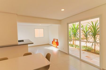 Apartamento à venda com 27m², 1 quarto e sem vaga Apartamento à venda com 27m², 1 quarto e sem vagaÁrea comum - Salão de festas