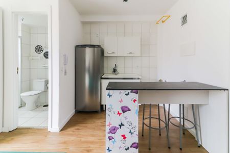 Apartamento à venda com 27m², 1 quarto e sem vaga Apartamento à venda com 27m², 1 quarto e sem vagaStudio - Quarto e Cozinha