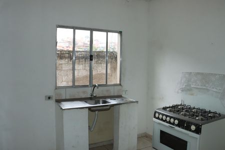 Casa para alugar com 1 quarto, 16m² em Jardim Dom Jose, Embu das Artes