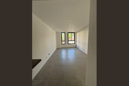 Quarto de kitnet/studio à venda com 1 quarto, 27m² em Centro, Rio de Janeiro