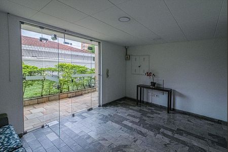 Apartamento à venda com 40m², 1 quarto e 1 vagahall de entrada_4