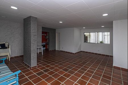 Apartamento à venda com 40m², 1 quarto e 1 vagasalão de festas_1