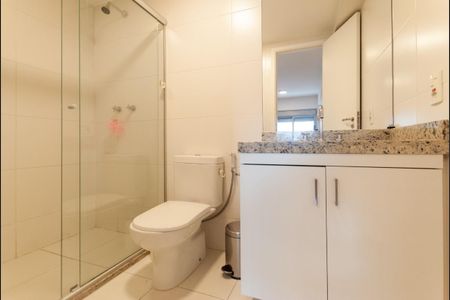 Apartamento à venda com 66m², 2 quartos e 1 vagaFoto 24