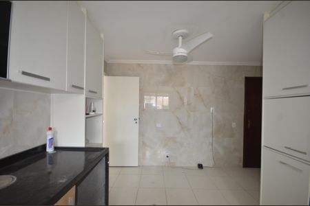 Apartamento para alugar com 140m², 3 quartos e 2 vagasCozinha