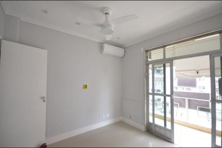 Apartamento para alugar com 140m², 3 quartos e 2 vagasQuarto 1 Suite