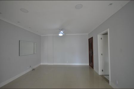Apartamento para alugar com 140m², 3 quartos e 2 vagasSala