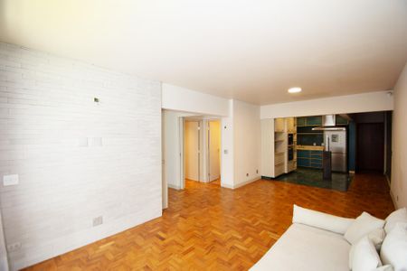 Apartamento para alugar com 120m², 2 quartos e 1 vaga Apartamento para alugar com 120m², 2 quartos e 1 vagaSala