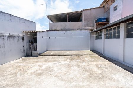 Casa à venda com 396m², 3 quartos e 2 vagasQuintal