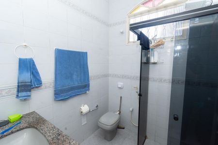 Casa à venda com 396m², 3 quartos e 2 vagasBanheiro da Suíte