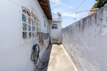 Casa à venda com 396m², 3 quartos e 2 vagasQuintal