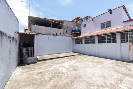 Casa à venda com 396m², 3 quartos e 2 vagasQuintal