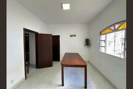 Casa para alugar com 3 quartos, 396m² em Pindorama, Belo Horizonte