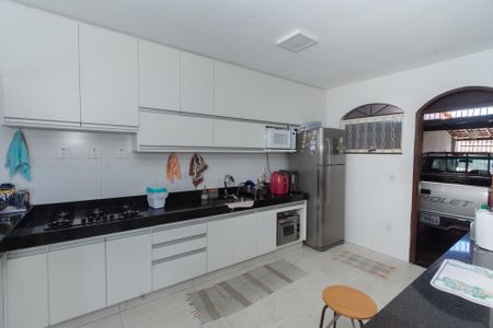 Casa à venda com 396m², 3 quartos e 2 vagasCozinha