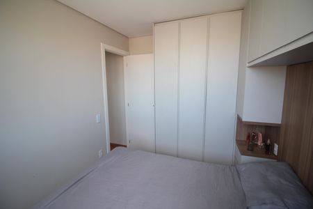 Quarto 1 de apartamento para alugar com 2 quartos, 46m² em Novo Riacho, Contagem